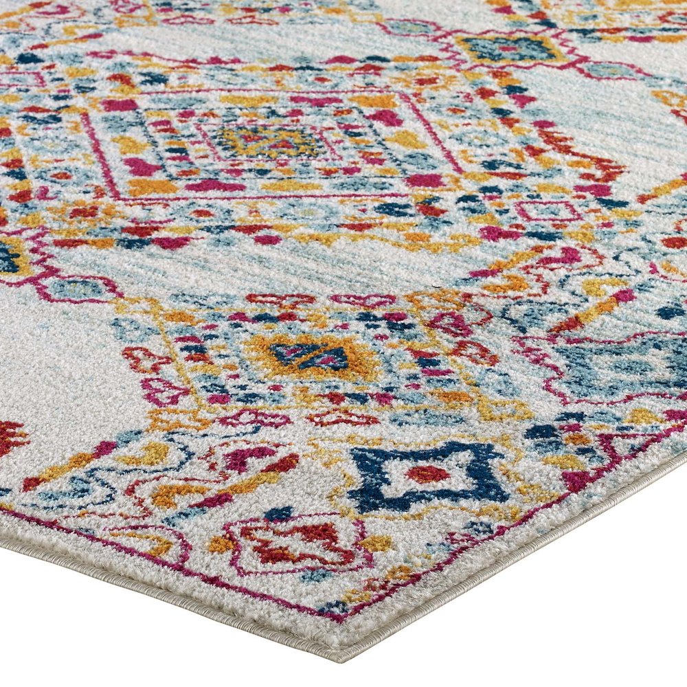 Entourage Khalida Distressed Vintage Floral Lattice 5x8 Area Rug. Picture 3