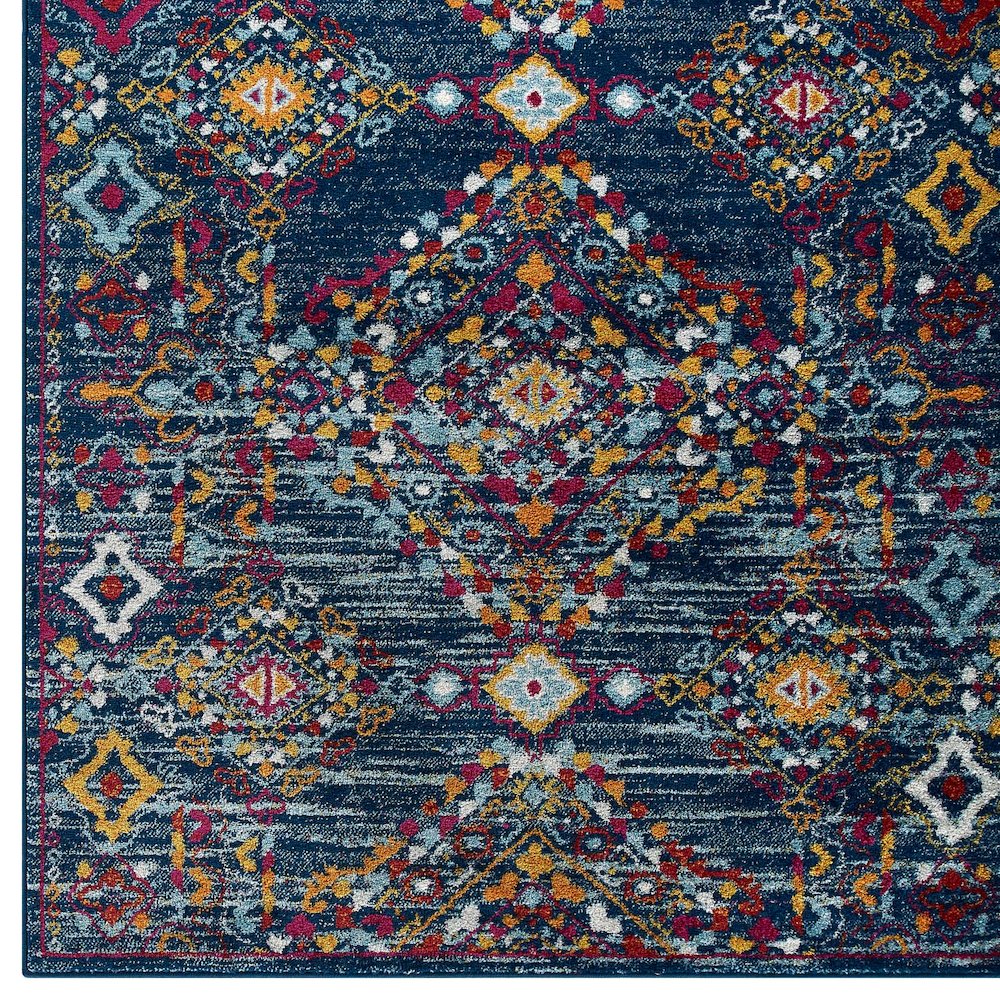 Entourage Khalida Distressed Vintage Floral Lattice 5x8 Area Rug. Picture 2