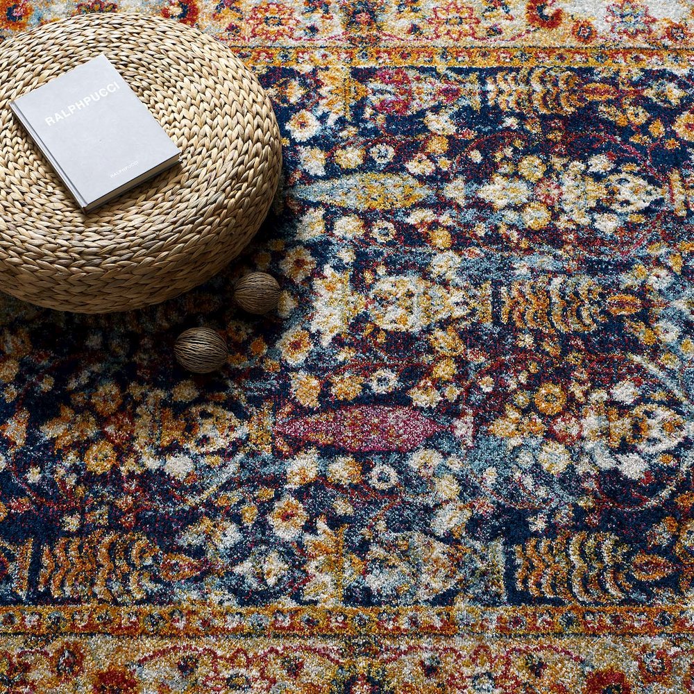 Entourage Jessa Distressed Vintage Floral Lattice 5x8 Area Rug. Picture 6