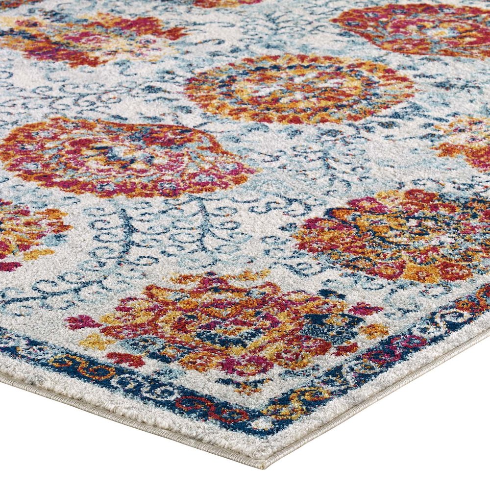 Entourage Kensie Distressed Floral Moroccan Trellis 5x8 Area Rug. Picture 3