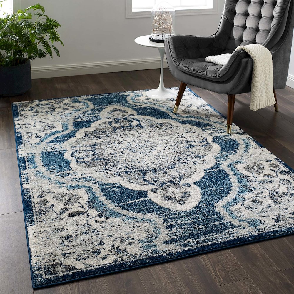 Entourage Malia Distressed Vintage Floral Vintage Medallion 5x8 Area Rug. Picture 6