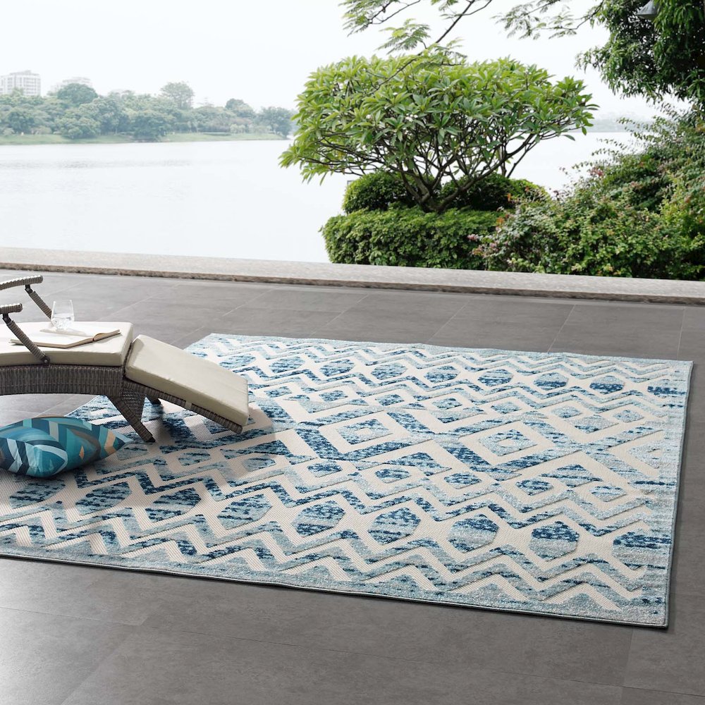 Tamako Diamond and Chevron Moroccan Trellis 8x10 Indoor / Outdoor Area Rug. Picture 6