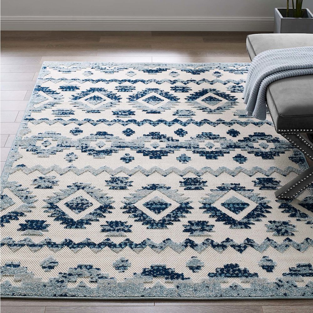Reflect Takara Abstract Diamond Moroccan Trellis 5x8 Indoor and Outdoor Area Rug. Picture 7