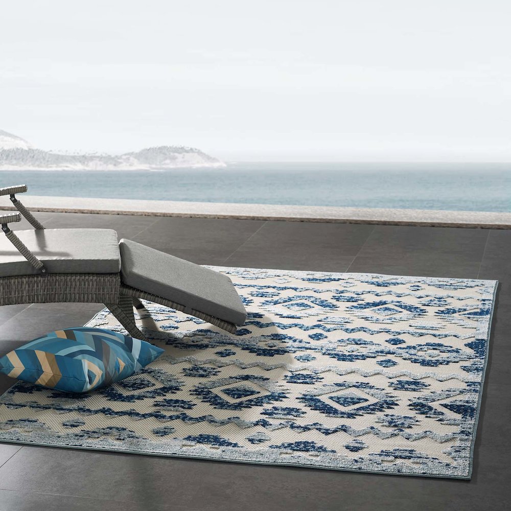 Reflect Takara Abstract Diamond Moroccan Trellis 5x8 Indoor and Outdoor Area Rug. Picture 6
