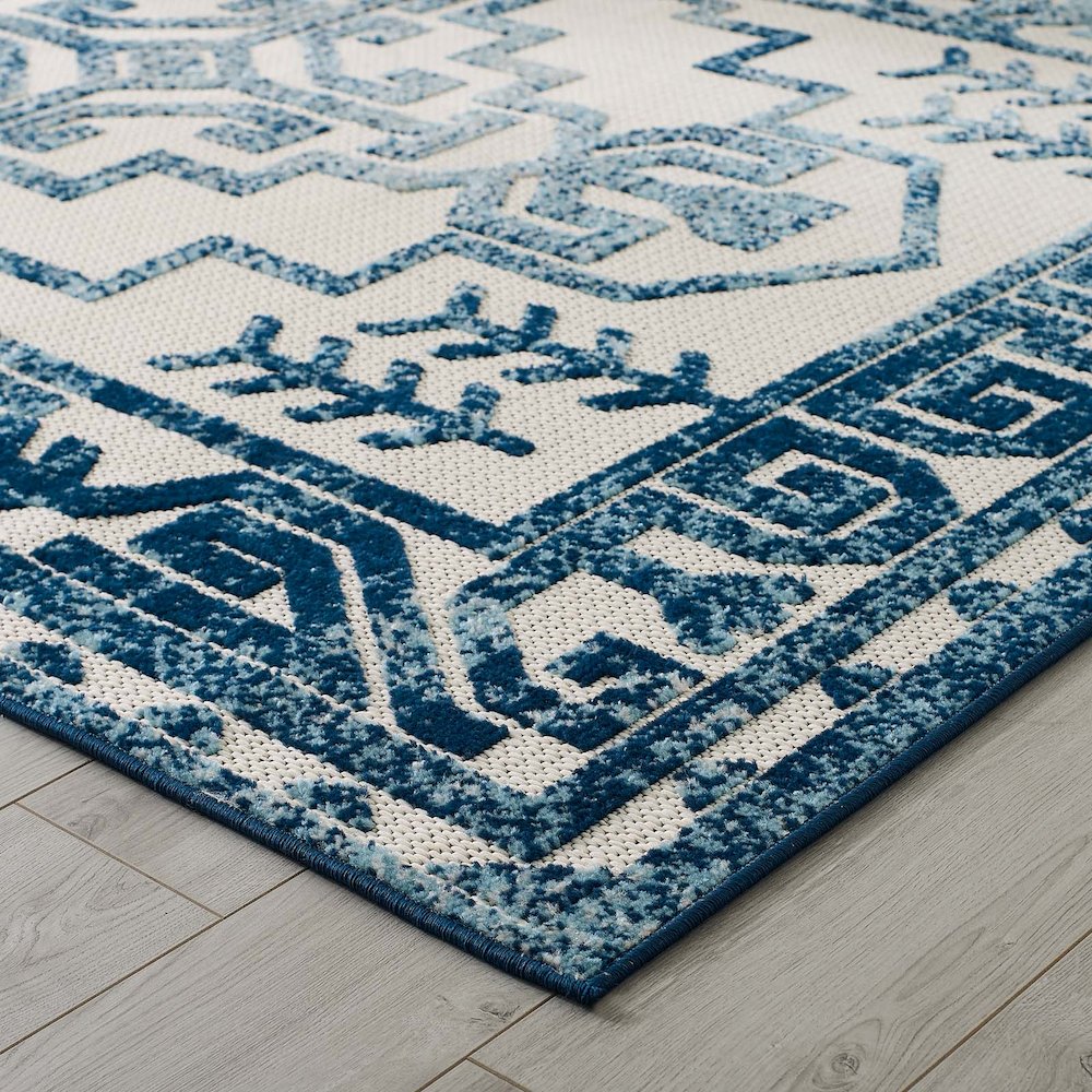 Nyssa Distressed Geometric Southwestern Aztec 8x10 Indoor/Outdoor Area Rug. Picture 8