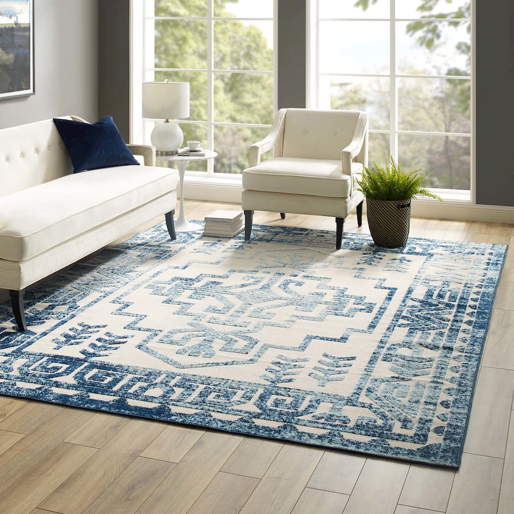 Nyssa Distressed Geometric Southwestern Aztec 8x10 Indoor/Outdoor Area Rug. Picture 5