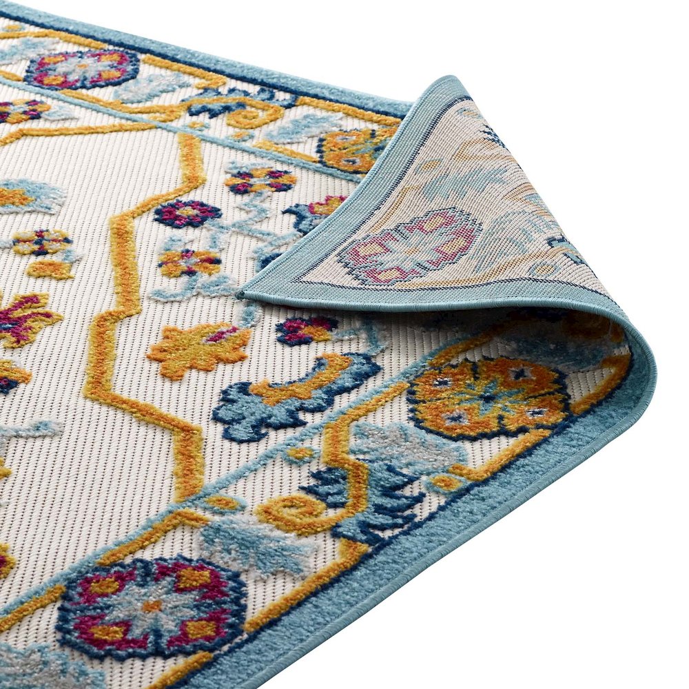 Freesia Distressed Floral Vintage Medallion 5x8 Indoor and Outdoor Area Rug. Picture 4