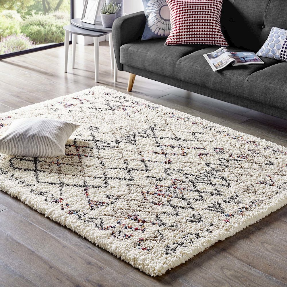 Skadi Rainbow Diamond Shag Area Rug. Picture 5
