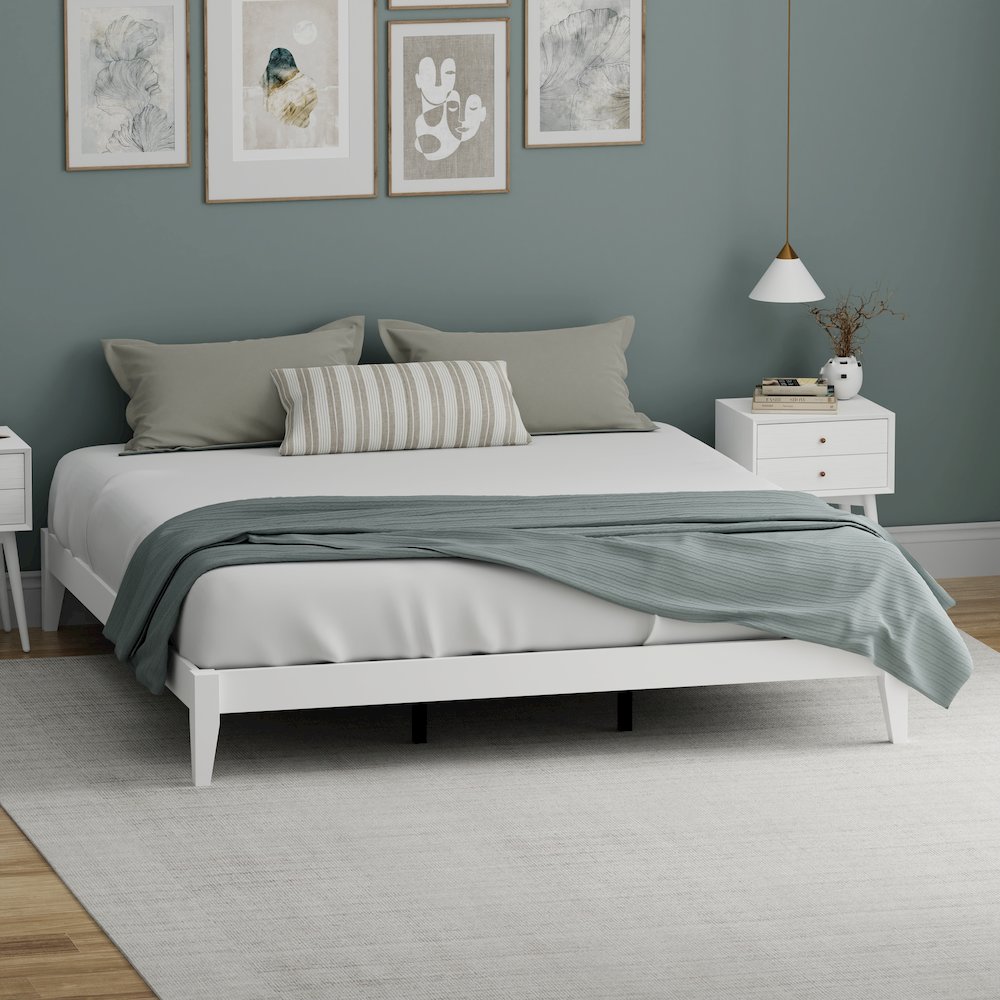 Serene Farmhouse Style King Wood Bed Frame - White. Picture 8