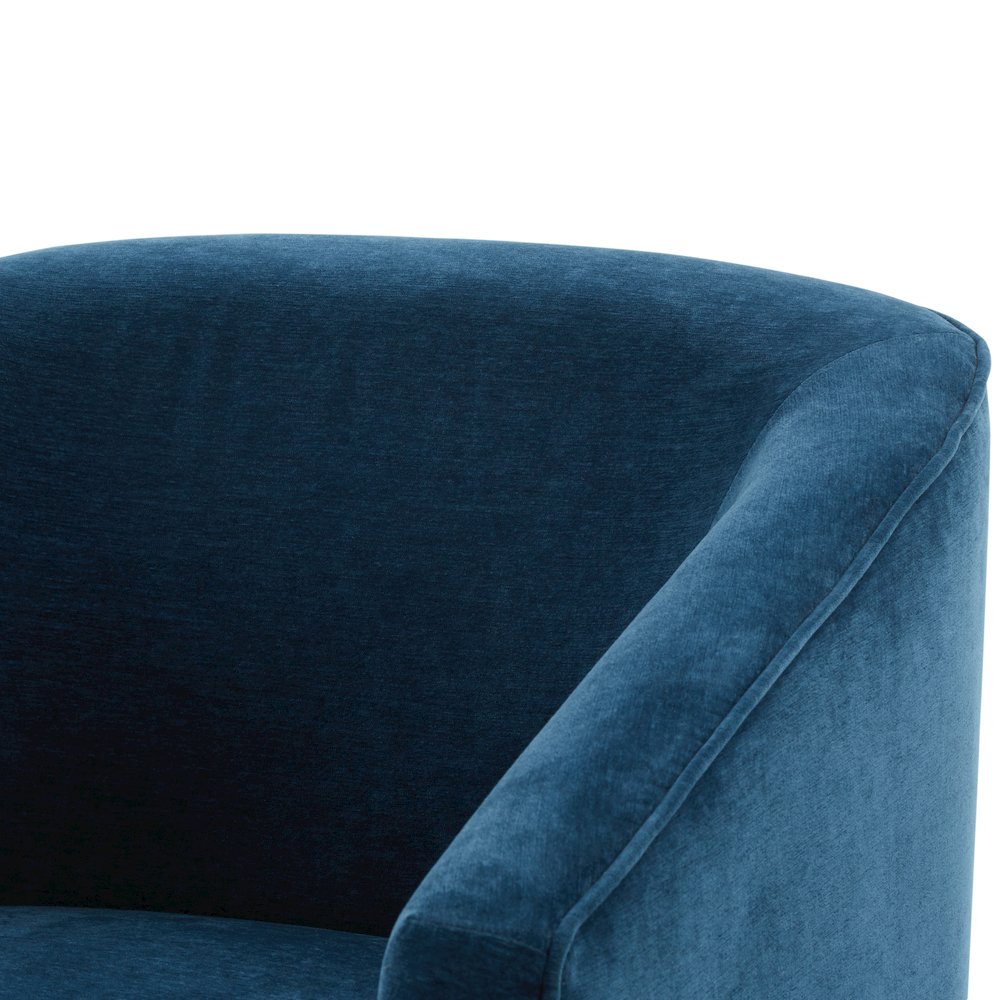 Elm Baltic Skirted Swivel Chair. Picture 9
