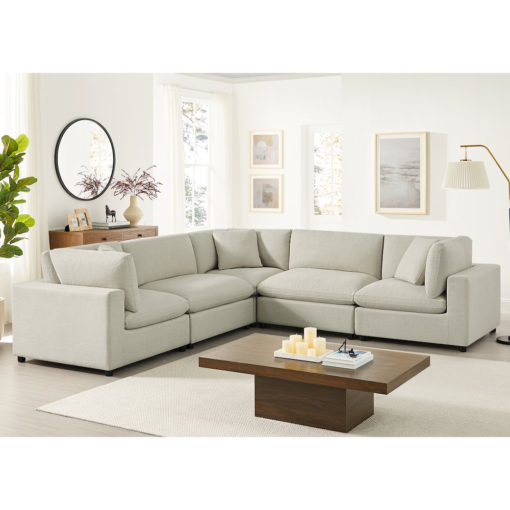 Casella Modular 5-Piece Sectional. Picture 7