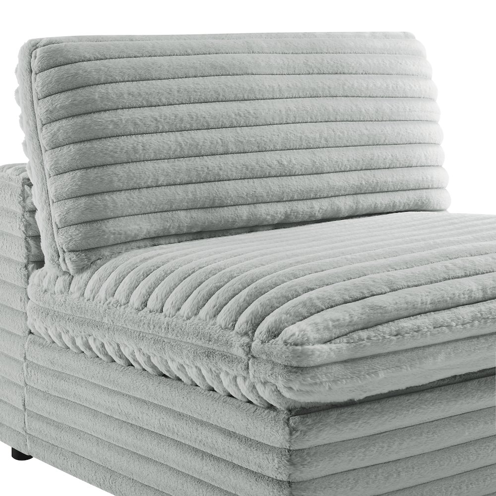 Julia Armless Chair. Picture 4