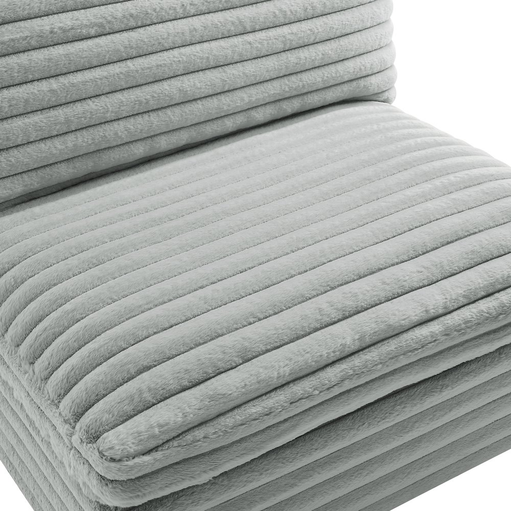 Julia Armless Chair. Picture 5