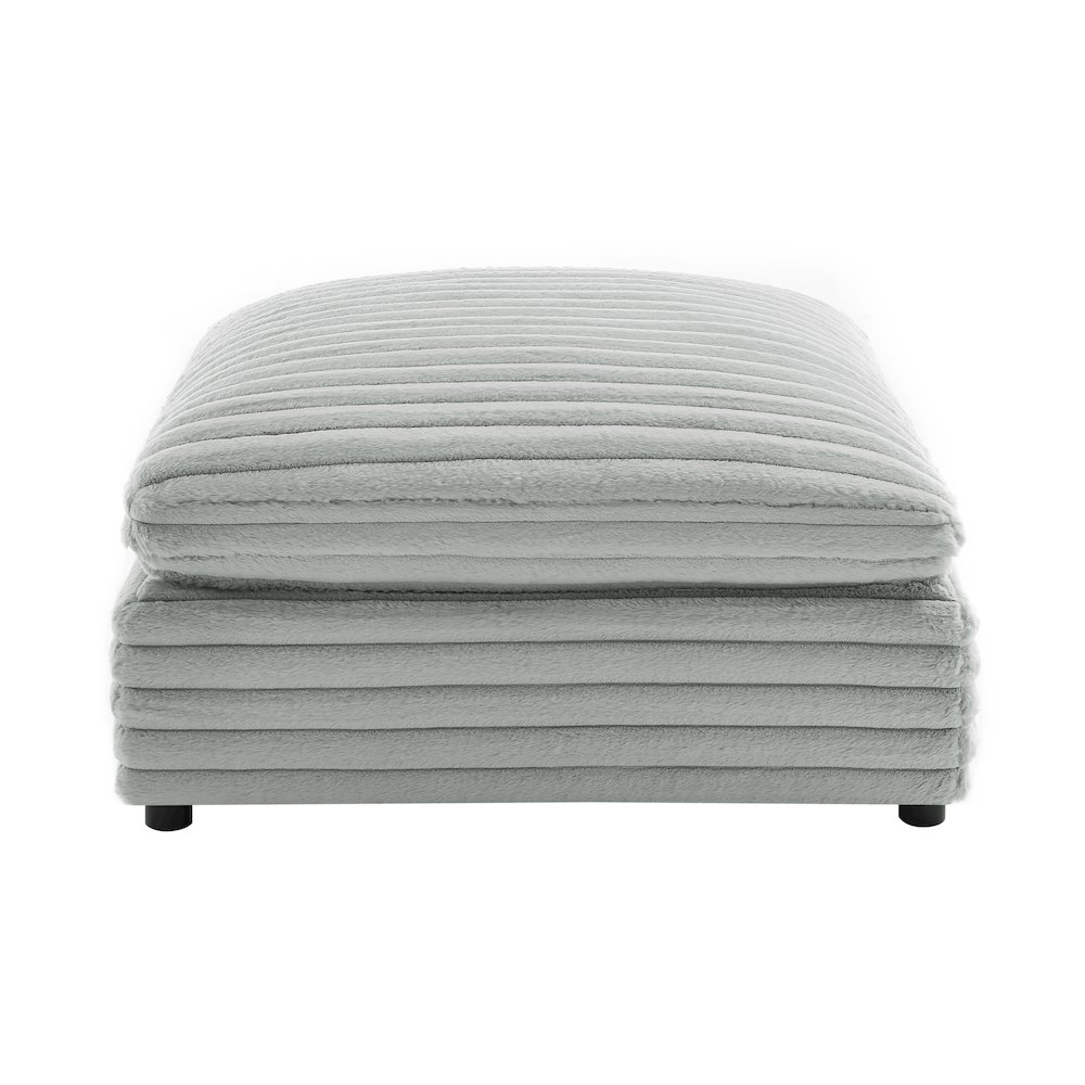 Julia Ottoman. Picture 3