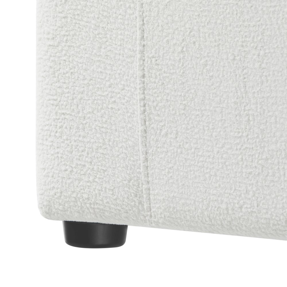 Chandler 5-PC Sectional. Picture 3