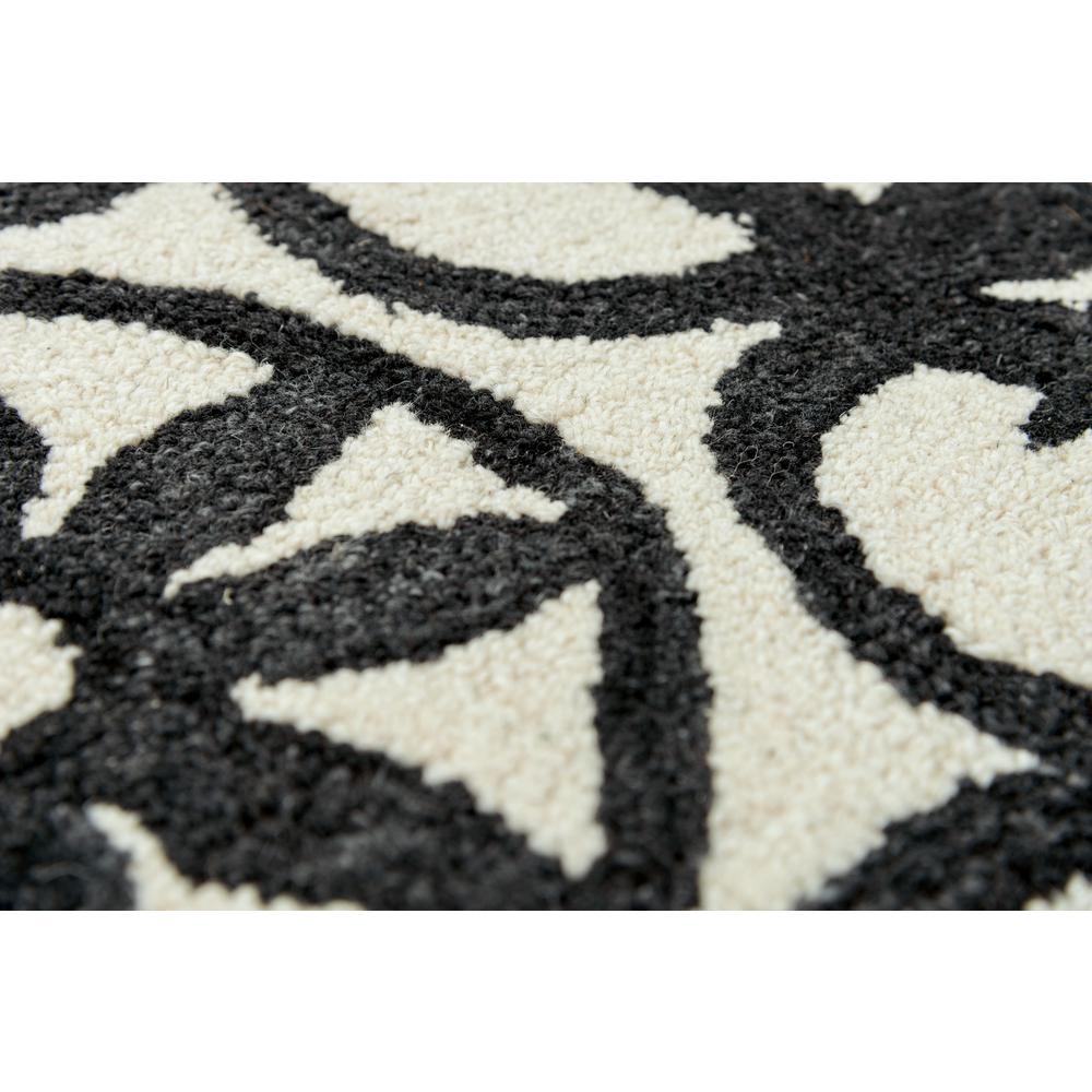9' x 12' Hand-Tufted Rectangle Rug. Picture 2
