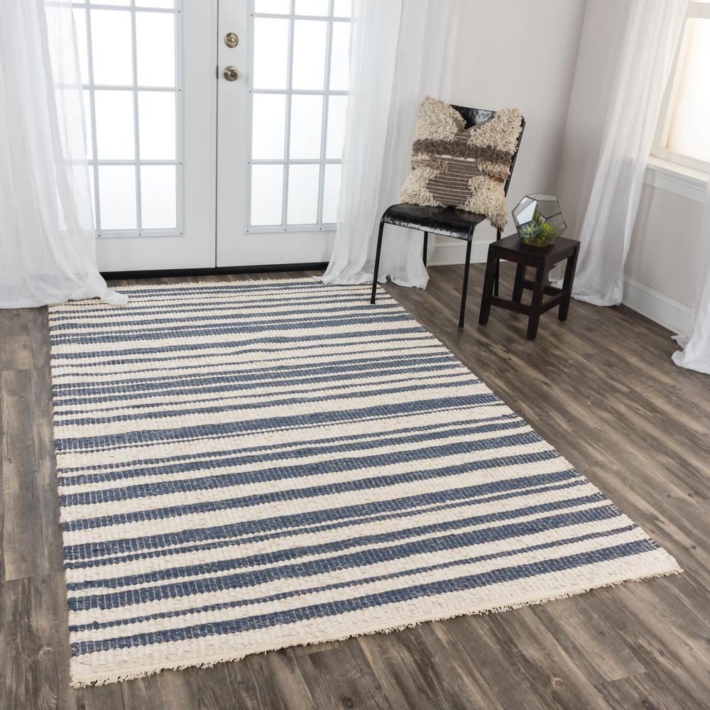 5' x 8' Hand-Woven Rectangle Rug. Picture 2