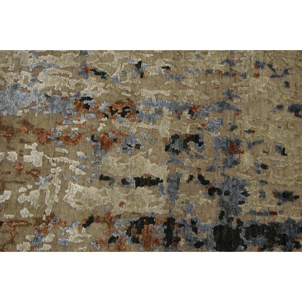 Hand Knotted Cut Pile Wool/ Viscose Rug, 10' x 14'. Picture 5