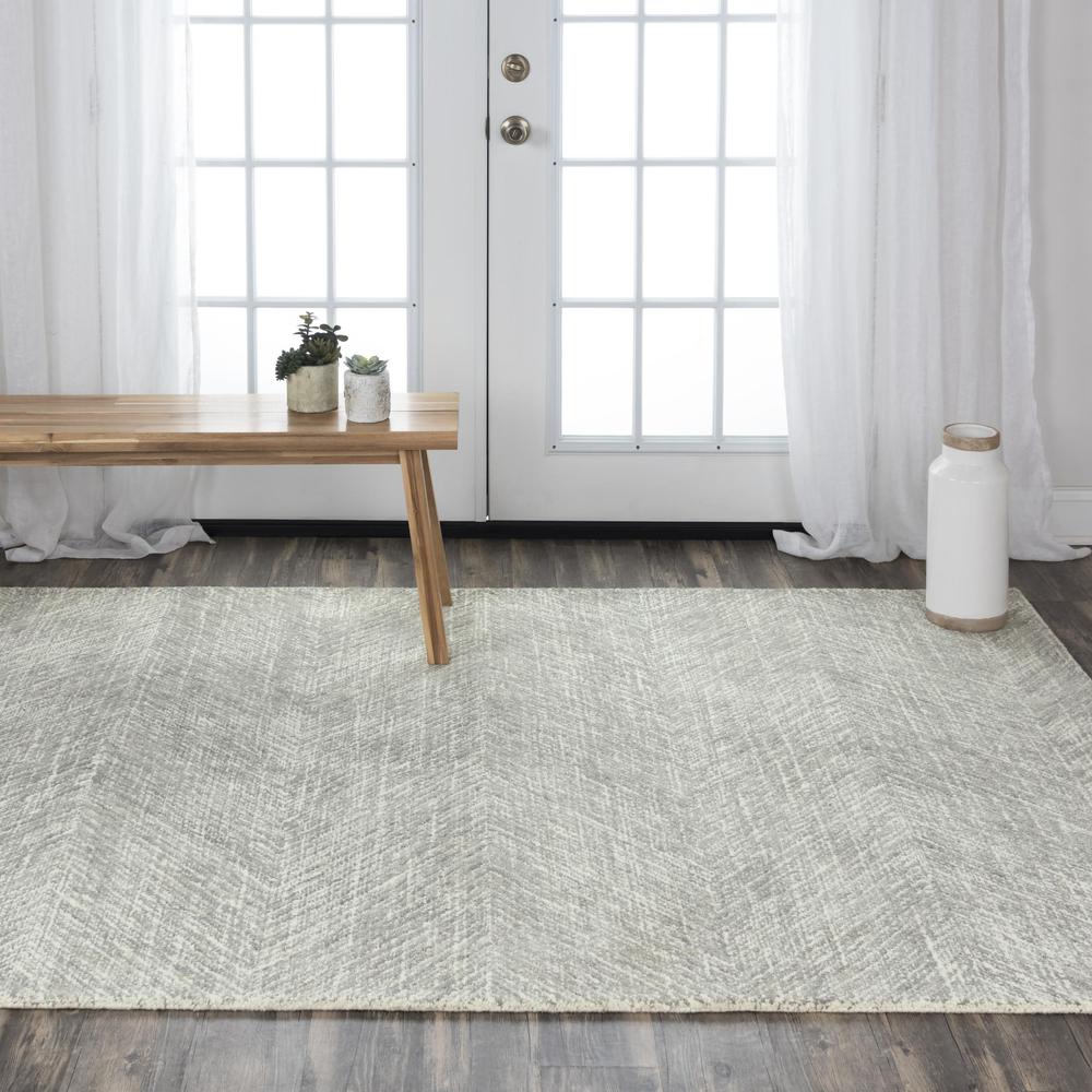 Hand Tufted Cut Pile Wool Rug, 5' x 7'6". Picture 2