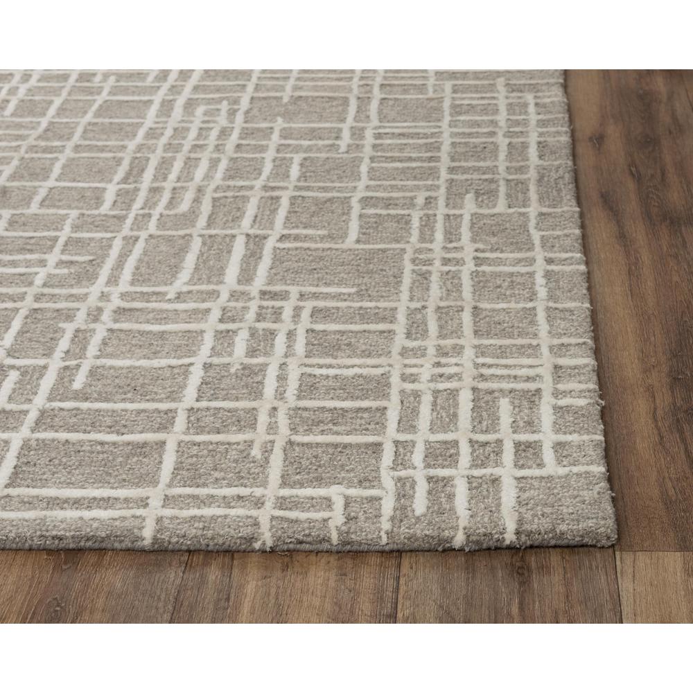 5' x 8' Hand-Tufted Rectangle Rug. Picture 2