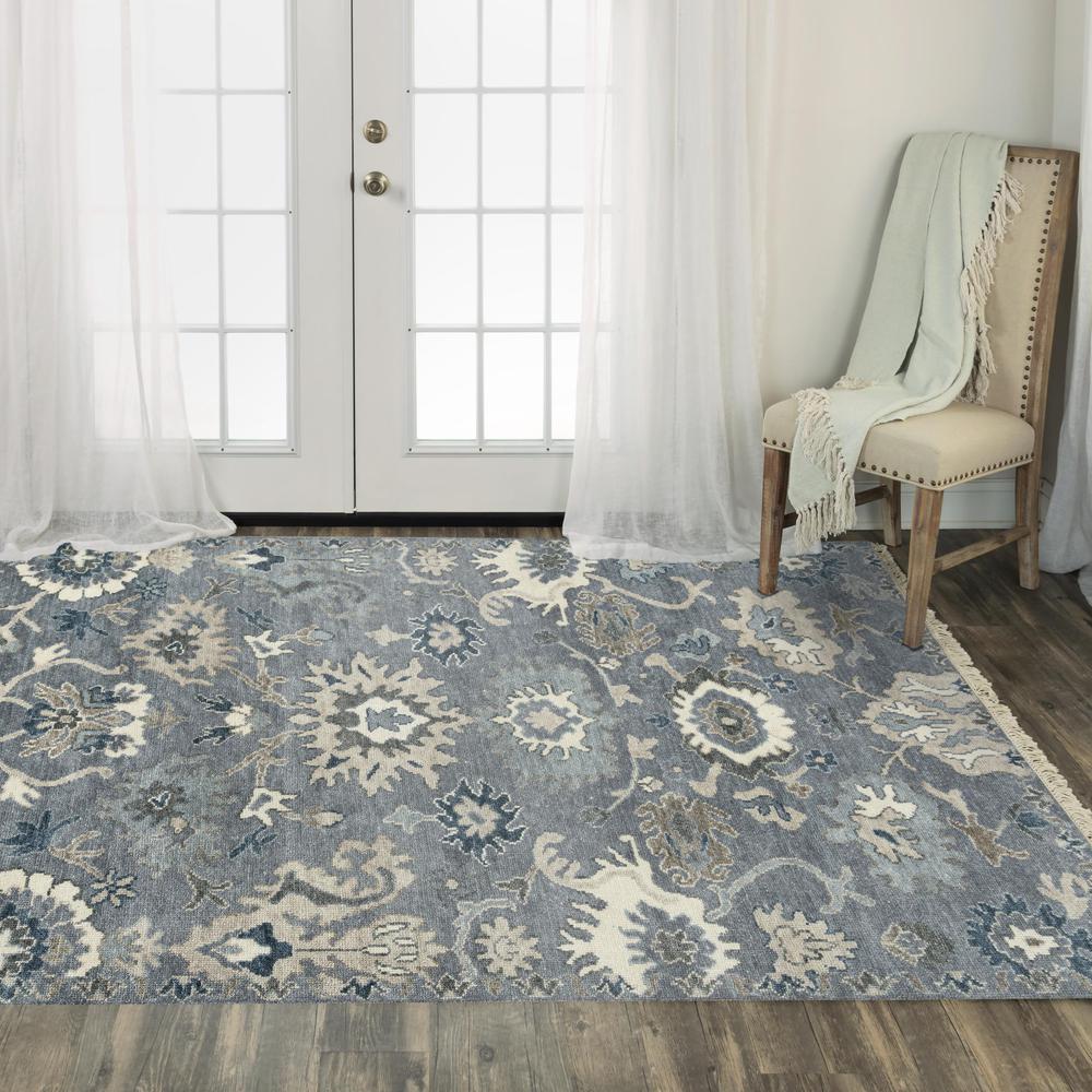 Hand Knotted Cut Pile Hand Spun Wool/ Tencel Rug, 6' x 9'. Picture 2