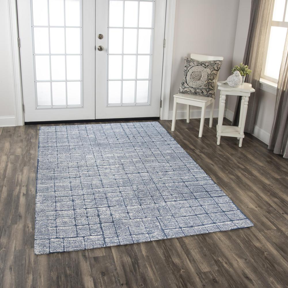 Hand Tufted Cut Pile Wool Rug, 5' x 7'6". Picture 2