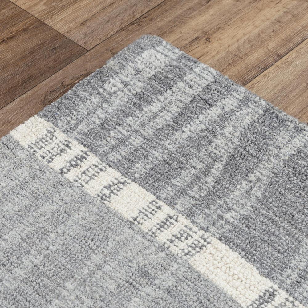 Hand Tufted Cut Pile Wool Rug, 5' x 7'6". Picture 5