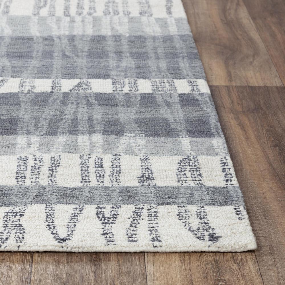 5' x 8' Hand-Tufted Rectangle Rug. Picture 3