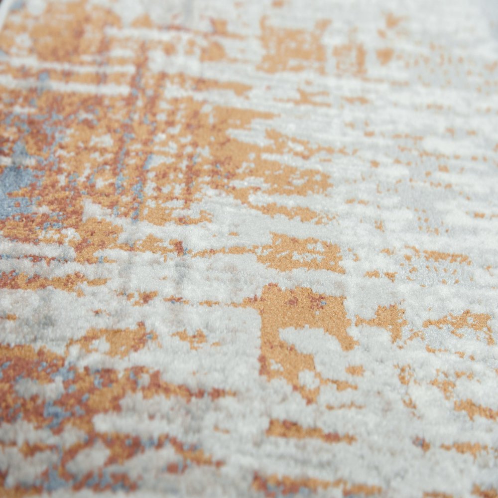 4' x 6' Machine-Made Rectangle Rug. Picture 3