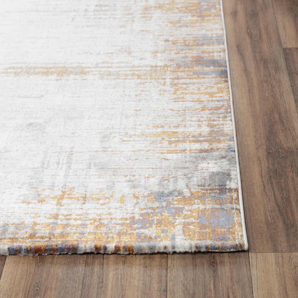 4' x 6' Machine-Made Rectangle Rug. Picture 2