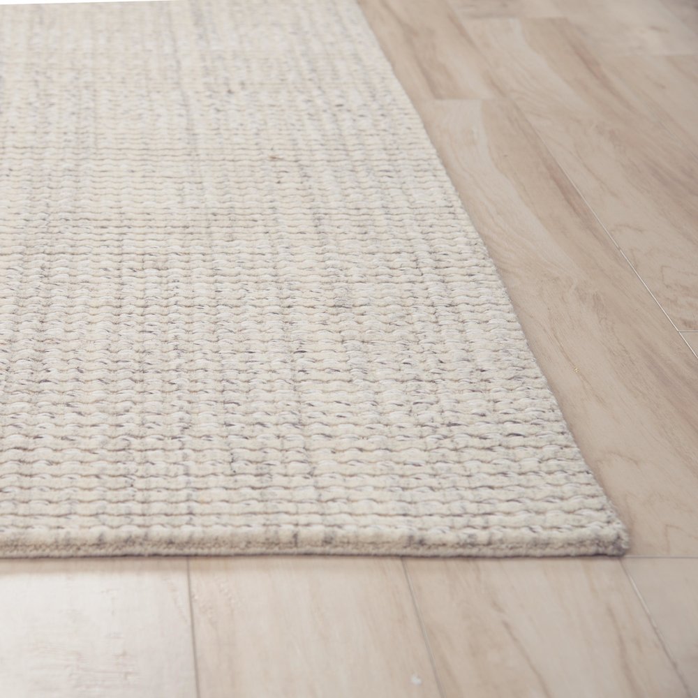 Hand Loomed Cut & Loop Pile Wool/ Polyester Rug, 5' x 7'6". Picture 3
