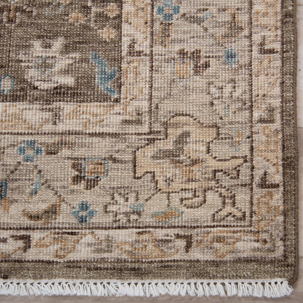 6' x 9' Cut Pile Hand Knotted  Rug. Picture 2