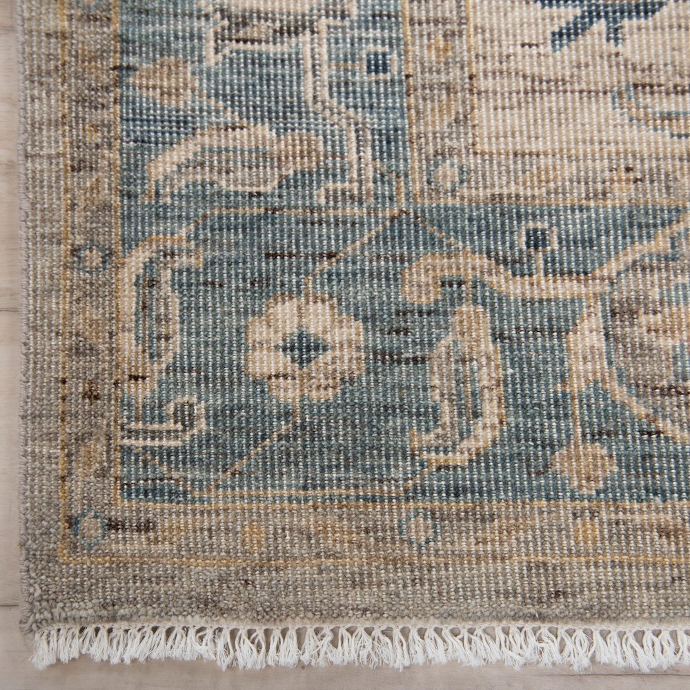 6' x 9' Cut Pile Hand Knotted  Rug. Picture 1