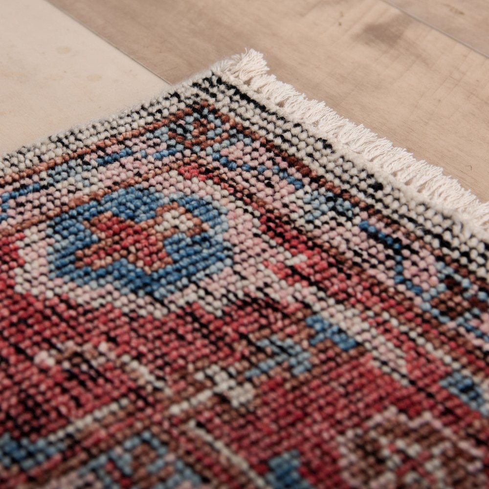 8' x 10' Hand-Tufted Rectangle Rug. Picture 3