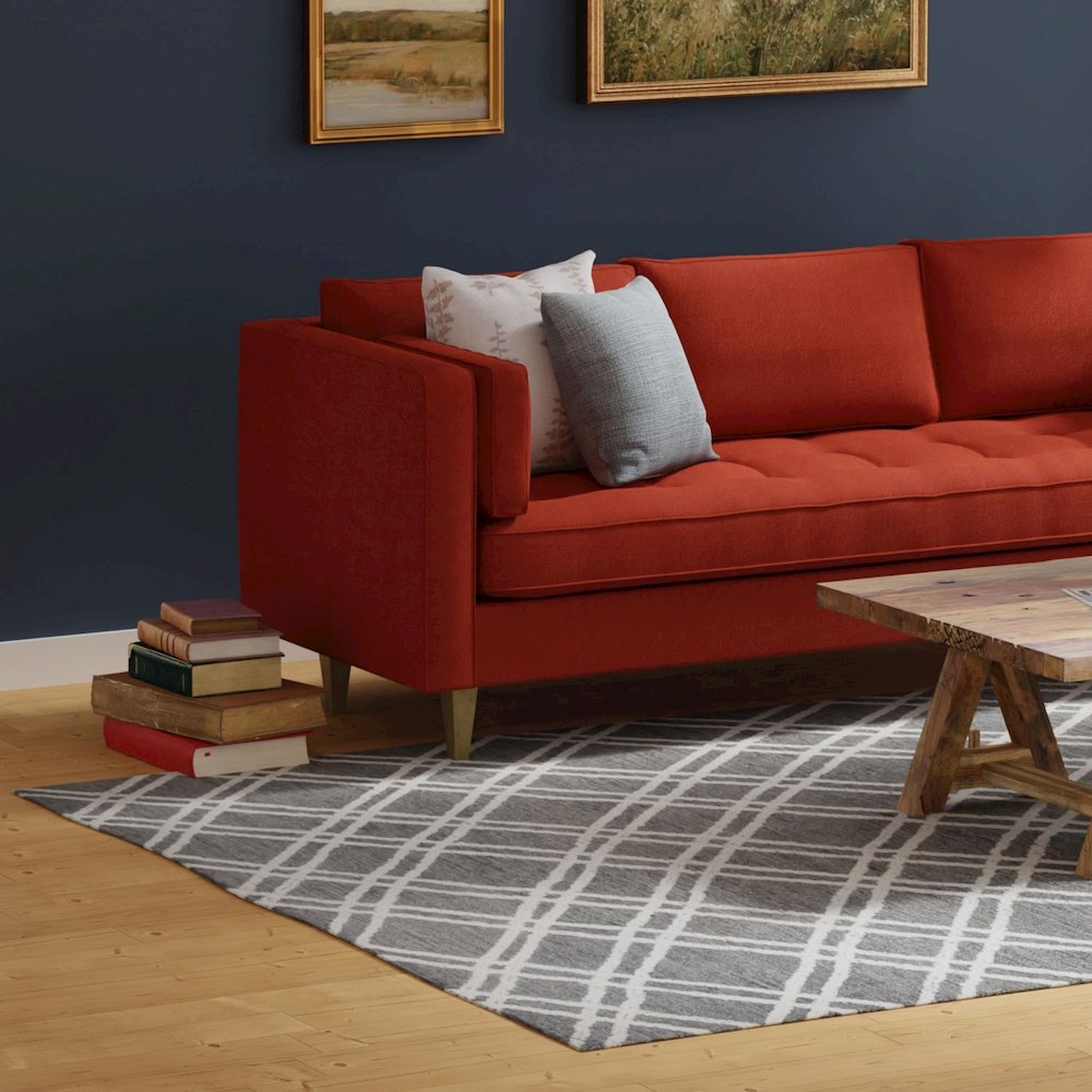 5' x 8' Hand-Tufted Rectangle Rug. Picture 3