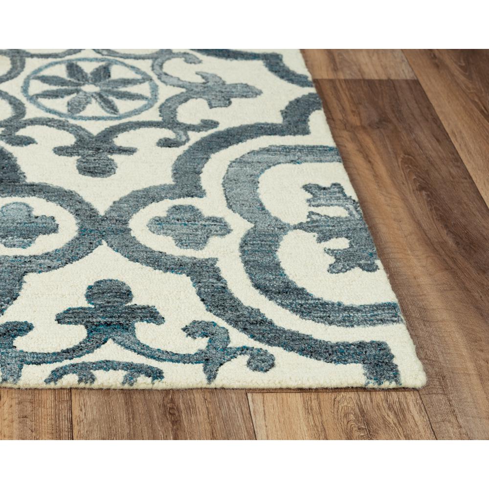 8' x 10' Hand-Tufted Rectangle Rug. Picture 1