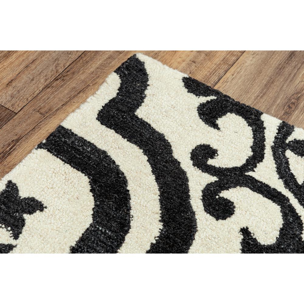 8' x 10' Hand-Tufted Rectangle Rug. Picture 9