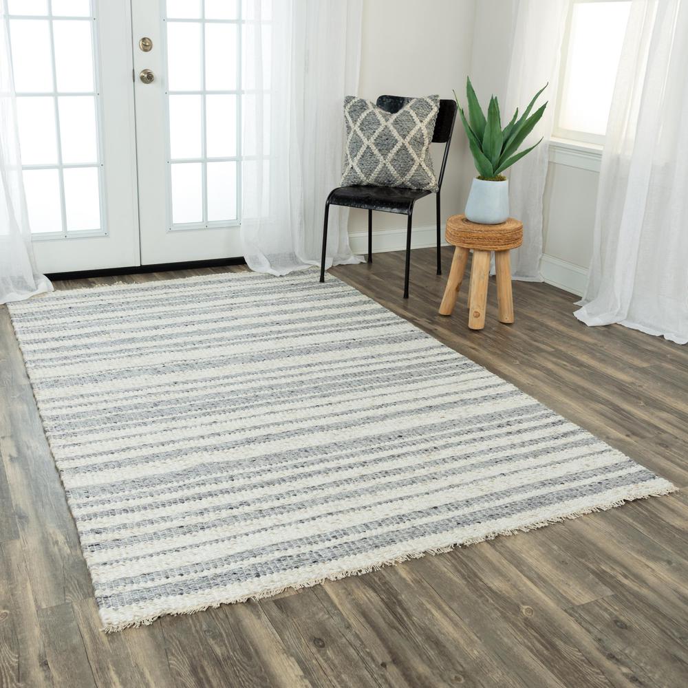 8' x 10' Hand-Woven Rectangle Rug. Picture 2