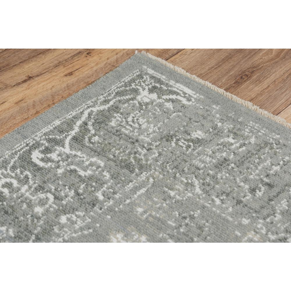 5' x 8' Hybrid Rectangle Rug. Picture 5