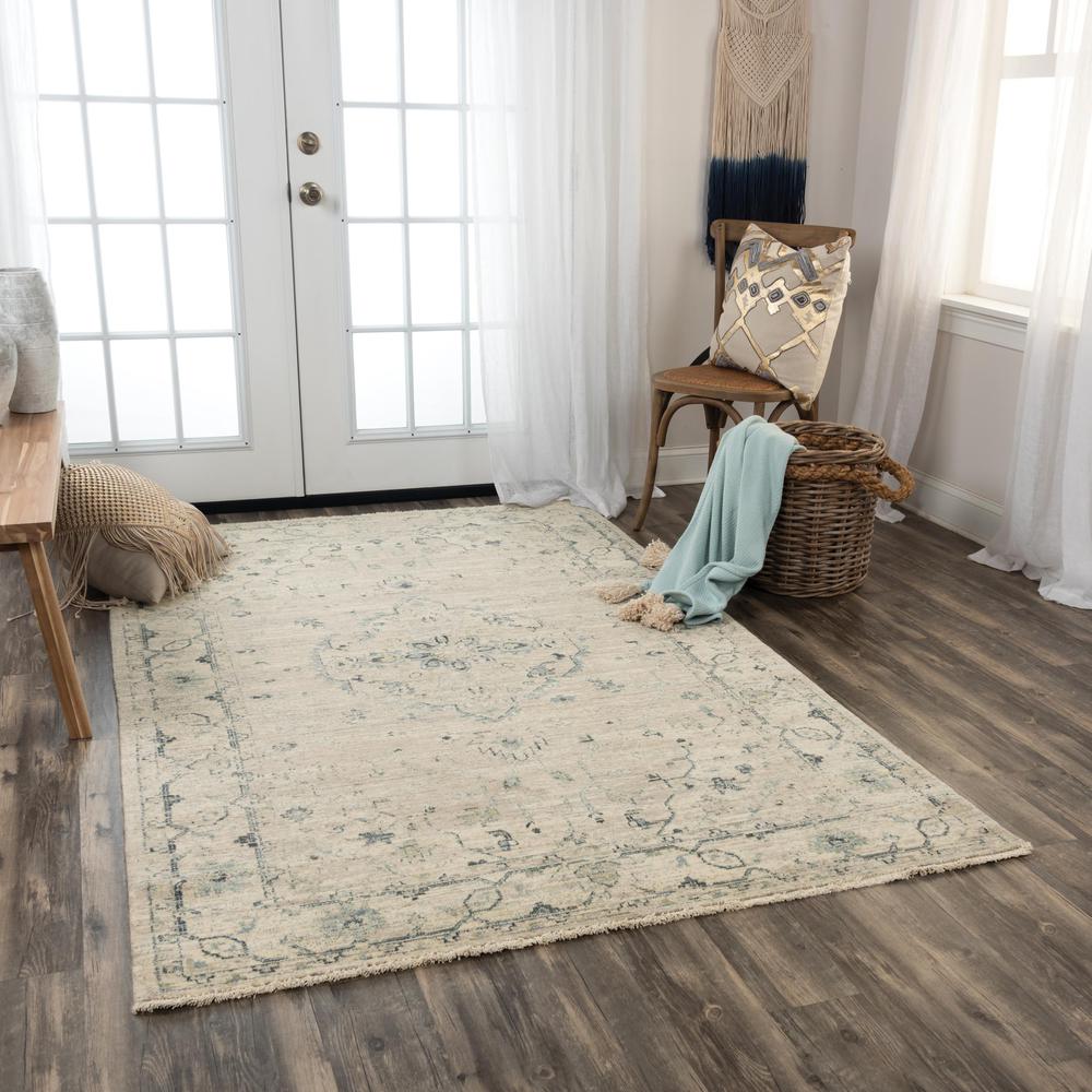 5' x 8' Hybrid Rectangle Rug. Picture 2