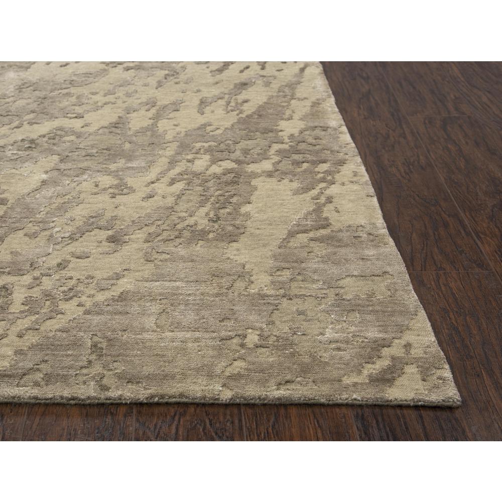 Hand Knotted Cut Pile Wool/ Viscose Rug, 6' x 9'. Picture 3