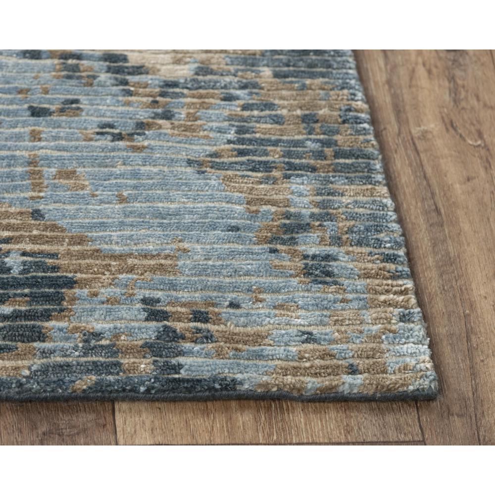 Hand Knotted Cut Pile Wool/ Viscose Rug, 6' x 9'. Picture 3