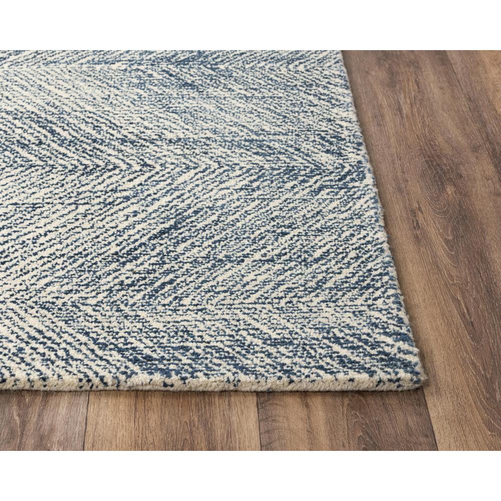 8' x 10' Hand-Tufted Rectangle Rug. Picture 3