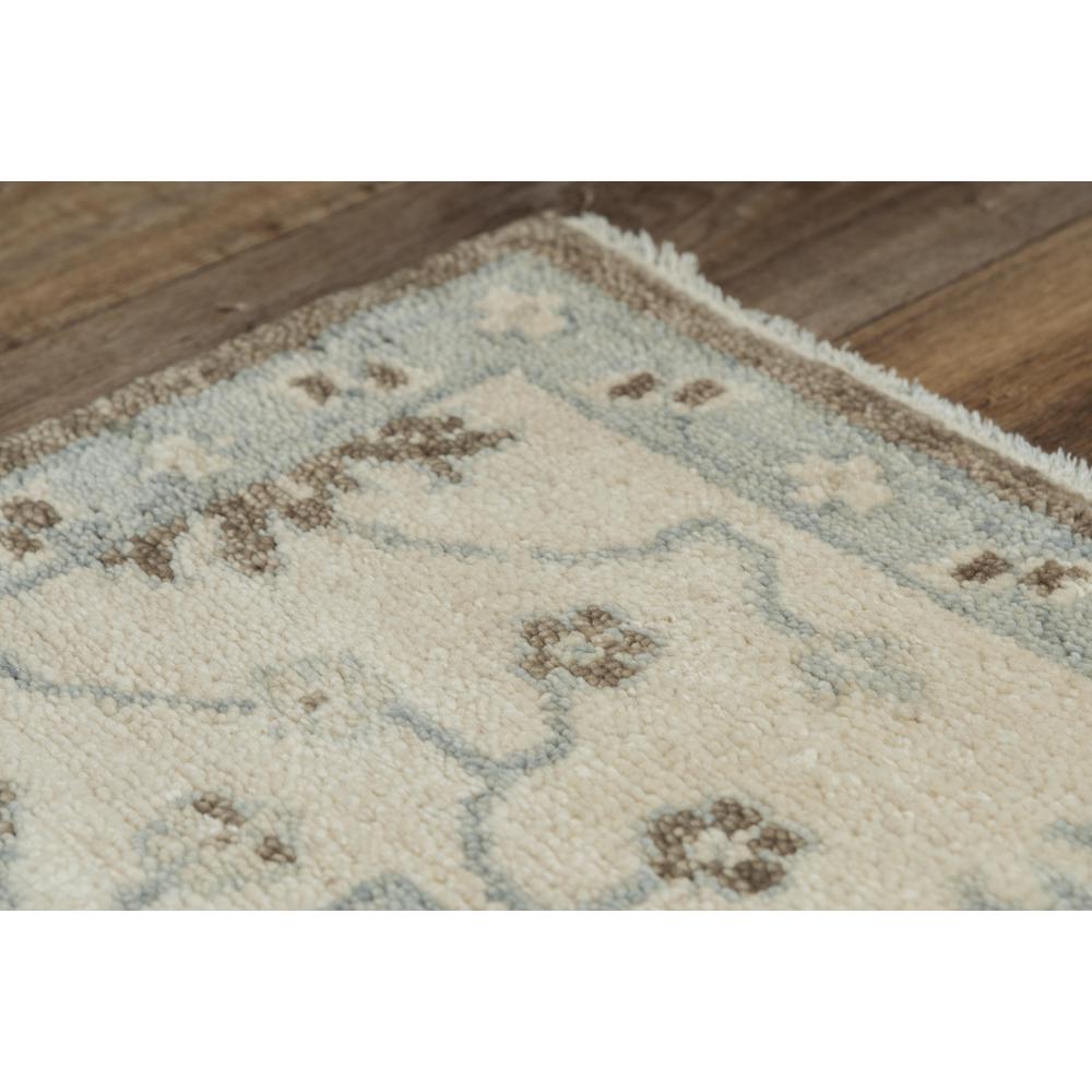 Hand Knotted Cut Pile Wool Rug, 6' x 9'. Picture 5