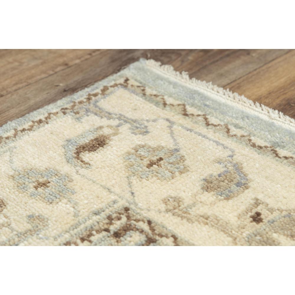 Hand Knotted Cut Pile Wool Rug, 6' x 9'. Picture 5
