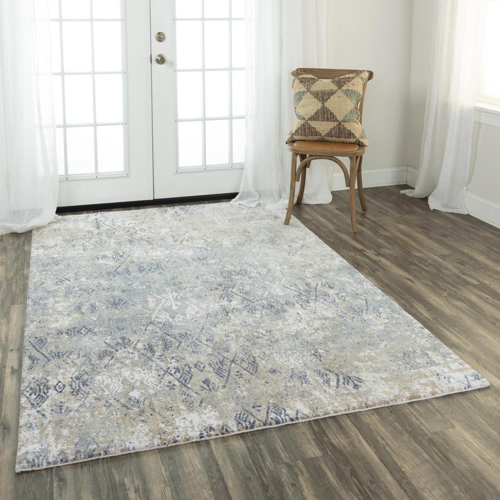 Hybrid Cut Pile Polyester Rug, 2'6" x 8'. Picture 1