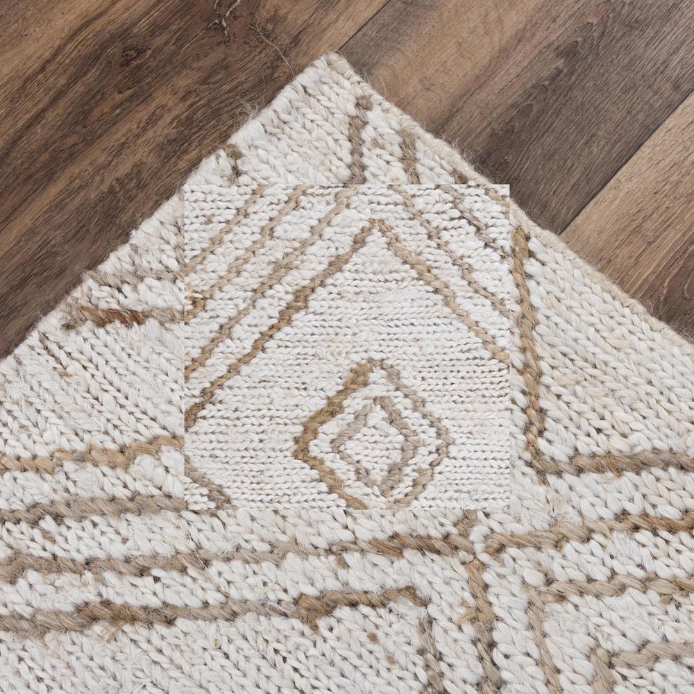 8' x 10' Hand-Woven Rectangle Rug. Picture 4