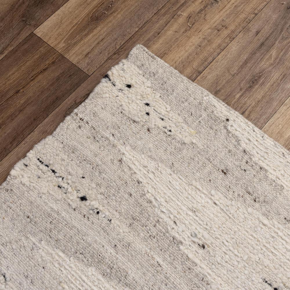 8' x 10' Hand-Woven Rectangle Rug. Picture 5