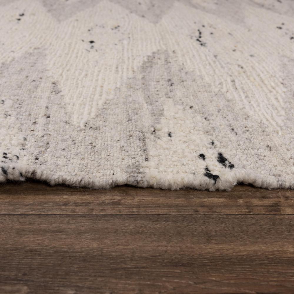 8' x 10' Hand-Woven Rectangle Rug. Picture 6