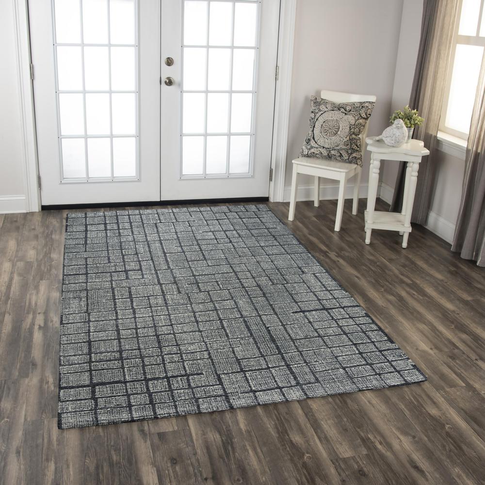 8' x 10' Hand-Tufted Rectangle Rug. Picture 2